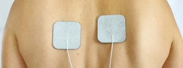 Elektroden im Bereich der schmerzenden Stellen